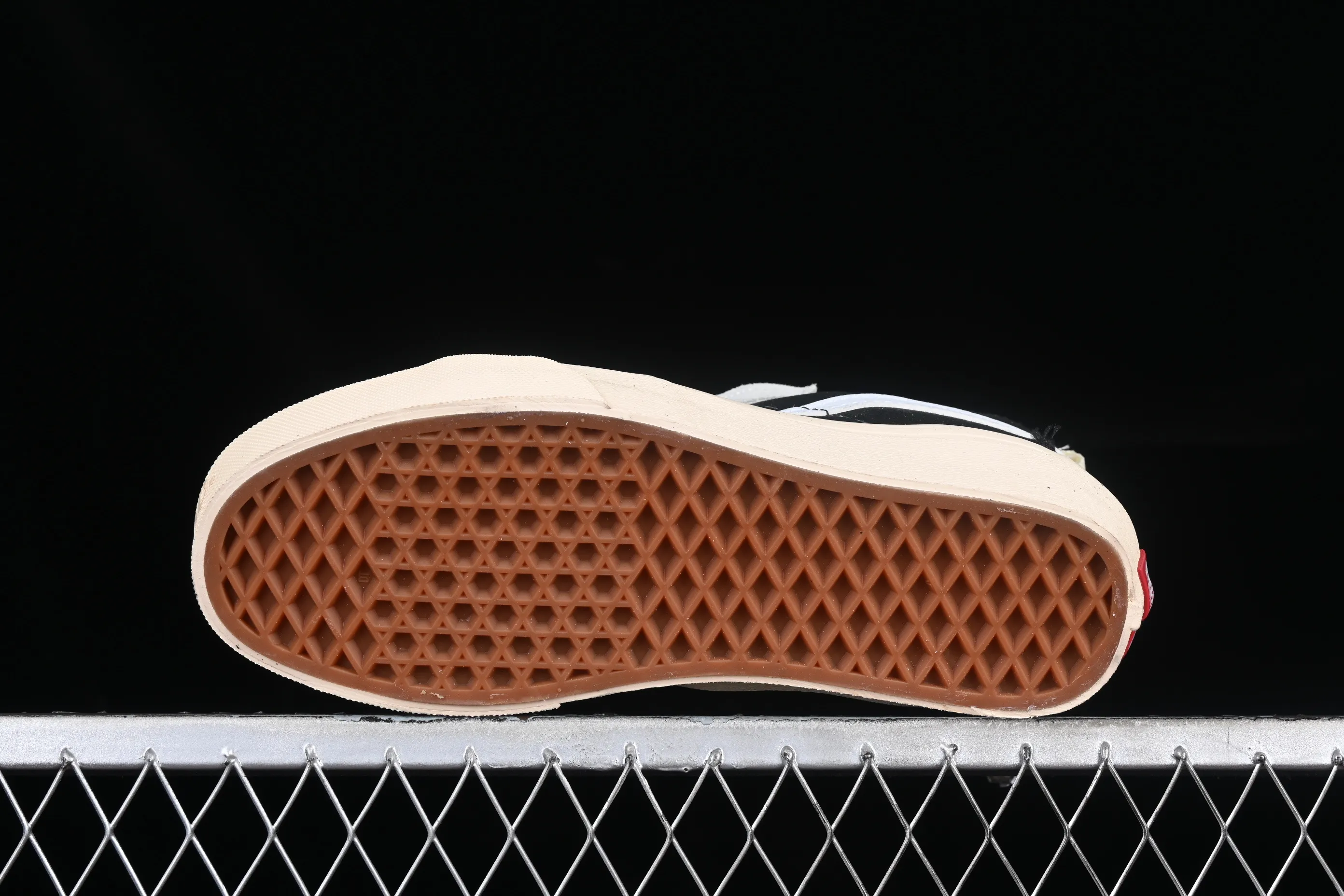 All categories Vans Vans series Vans Mid Vans China A.B.C x Vans Sk8-Hi Ext Vans joint high-top casual sneakers VN000BW6BZW